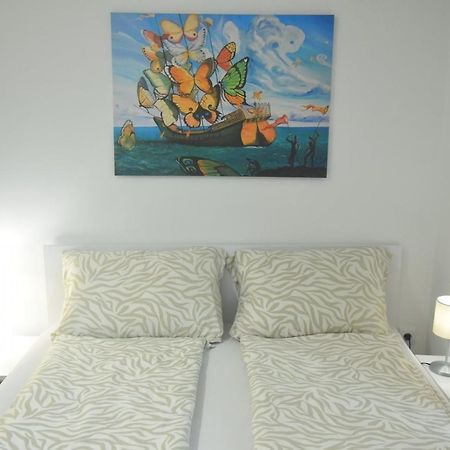 Dekart 2 Apartment Ni Extérieur photo