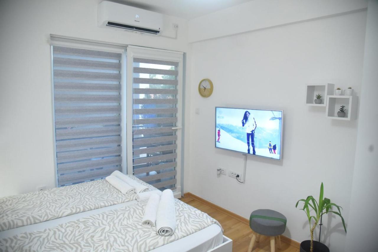 Dekart 2 Apartment Ni Extérieur photo
