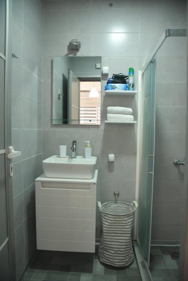 Dekart 2 Apartment Ni Extérieur photo